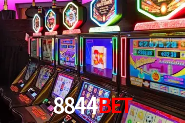 A Experiência Imersiva dos Cassinos Ao Vivo no 8844bet